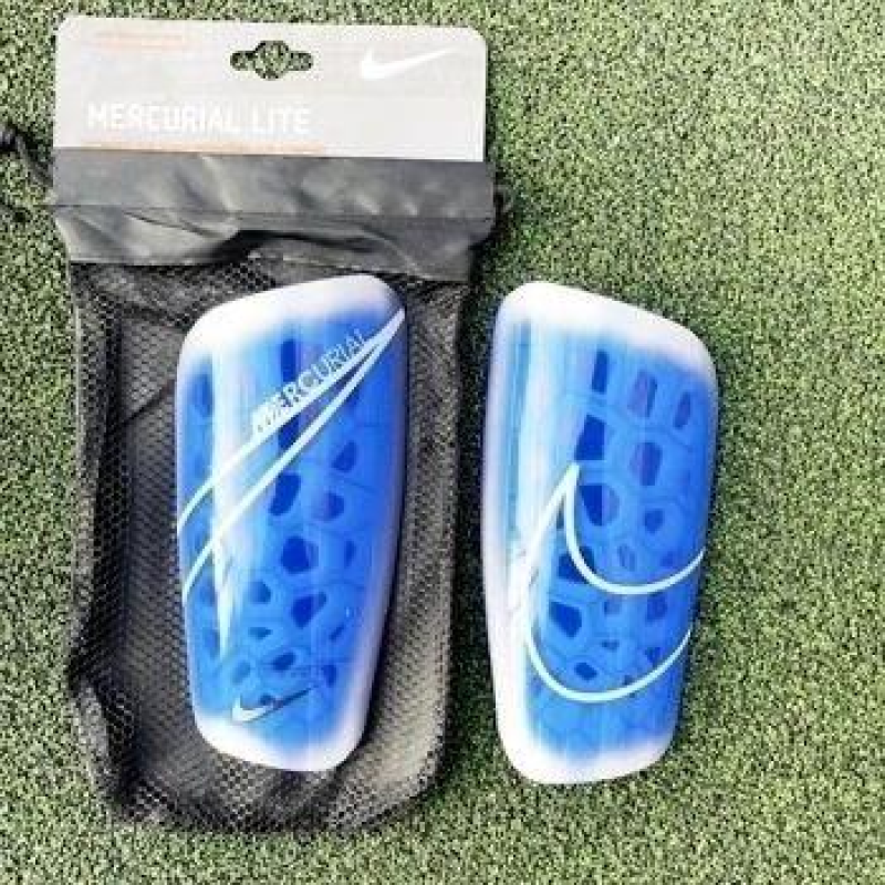 Футбольні щитки Nike Mercurial Lite