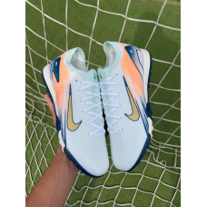 Сороконіжки Nike Air Zoom Vapor XVI TF / ДS 1094