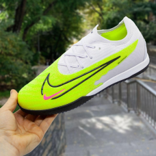 Футзалки Nike Phantom GX